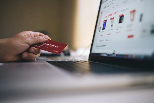 爱上海：＊＊Floating City： Night Navigation and Entertainment＊＊